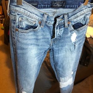 Lucky brand sienna slim boyfriend - like new!